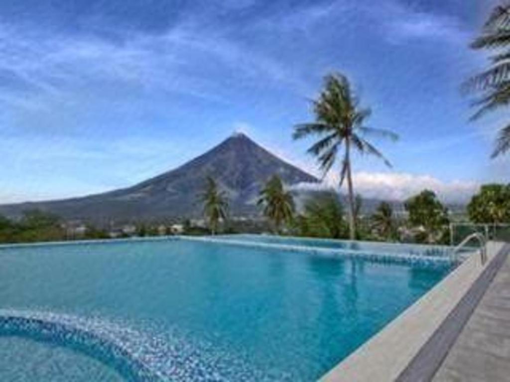 The Oriental Hotel Legazpi Exterior photo