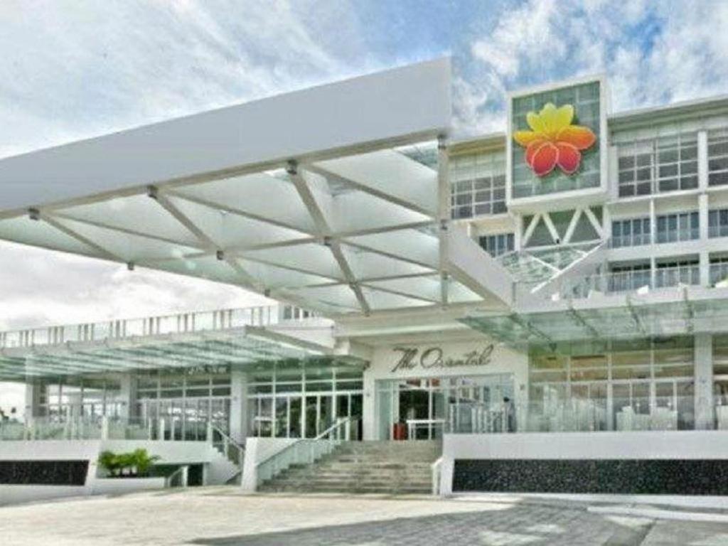 The Oriental Hotel Legazpi Exterior photo